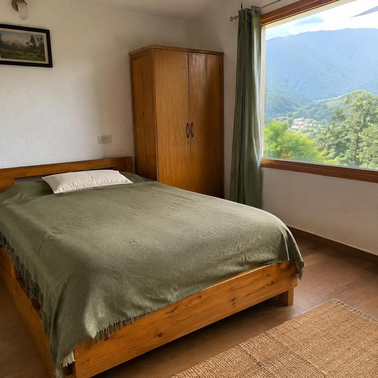 Well furnished room ready for rental in Dharamshala